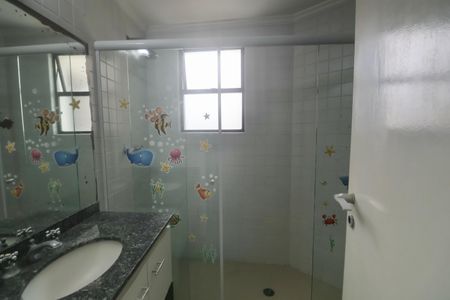 Apartamento para alugar com 220m², 4 quartos e 2 vagas Apartamento para alugar com 220m², 4 quartos e 2 vagasBanheiro Suíte 2