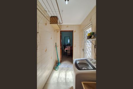 Casa à venda com 175m², 3 quartos e 1 vagaÁrea de Serviço