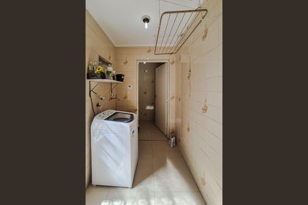 Casa à venda com 175m², 3 quartos e 1 vagaÁrea de Serviço