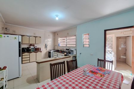 Casa à venda com 175m², 3 quartos e 1 vagaCozinha