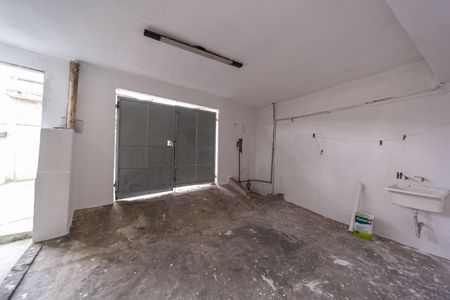 Casa para alugar com 80m², 1 quarto e 1 vaga Casa para alugar com 80m², 1 quarto e 1 vagaGaragem