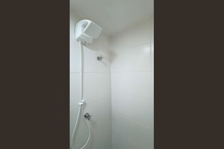 Banheiro de kitnet/studio para alugar com 1 quarto, 27m² em Santo Amaro, São Paulo