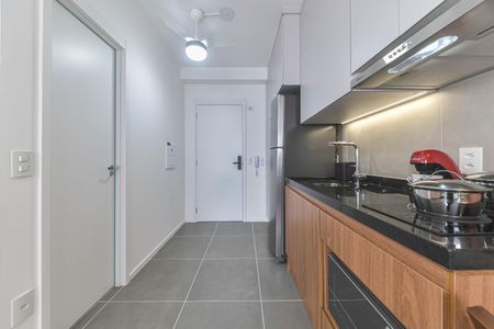 Studio de kitnet/studio para alugar com 1 quarto, 27m² em Santo Amaro, São Paulo