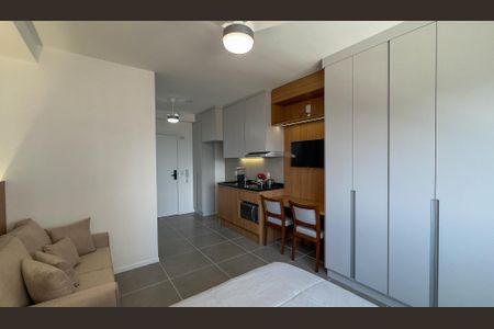 Estúdio de kitnet/studio para alugar com 1 quarto, 27m² em Santo Amaro, São Paulo