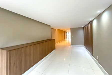 Apartamento para alugar com 55m², 1 quarto e 2 vagasÁrea comum - Hall