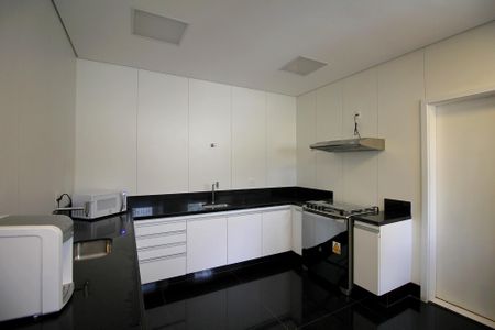 Apartamento para alugar com 55m², 1 quarto e 2 vagasÁrea comum - Cozinha