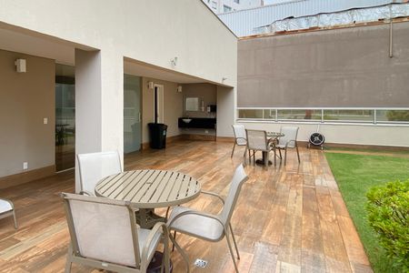 Apartamento para alugar com 55m², 1 quarto e 2 vagasÁrea comum - Pátio