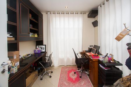 Casa para alugar com 395m², 4 quartos e 4 vagas