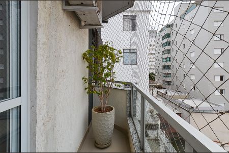 Apartamento à venda com 111m², 3 quartos e 2 vagasVaranda Suíte