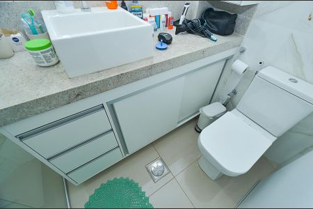 Apartamento à venda com 111m², 3 quartos e 2 vagasBanheiro Suíte