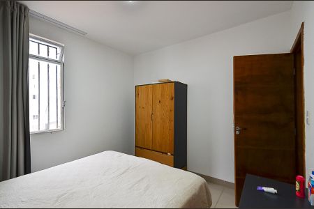 Apartamento à venda com 111m², 3 quartos e 2 vagasQuarto 2