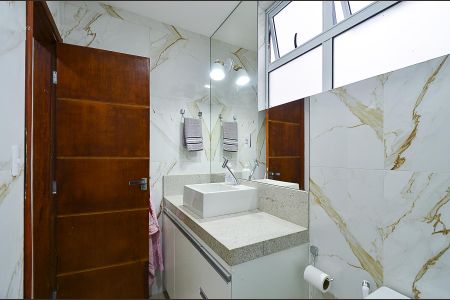 Apartamento à venda com 111m², 3 quartos e 2 vagasBanheiro Social