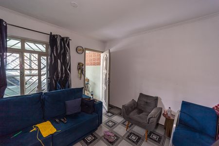 Sala de casa à venda com 3 quartos, 224m² em Vila Mesquita, São Paulo