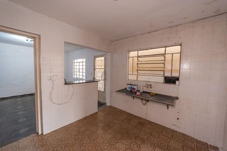 Casa à venda com 224m², 4 quartos e 2 vagasCasa 2
