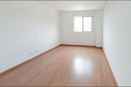 Apartamento à venda com 143m², 4 quartos e 3 vagasSuíte 1