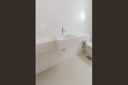 Apartamento à venda com 143m², 4 quartos e 3 vagasBanheiro suíte 2