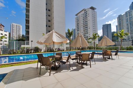 Apartamento à venda com 84m², 2 quartos e 1 vagaÁrea comum - Piscina