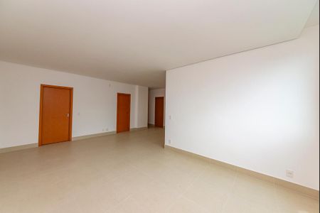 Apartamento à venda com 143m², 4 quartos e 3 vagasSala