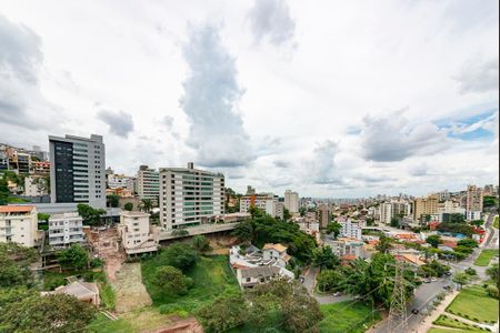 Apartamento à venda com 143m², 4 quartos e 3 vagasSuíte 2