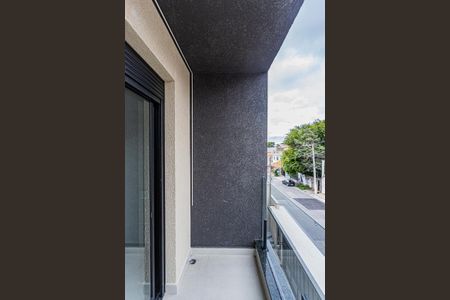 Casa à venda com 200m², 3 quartos e 3 vagas Casa à venda com 200m², 3 quartos e 3 vagasVaranda quarto 2