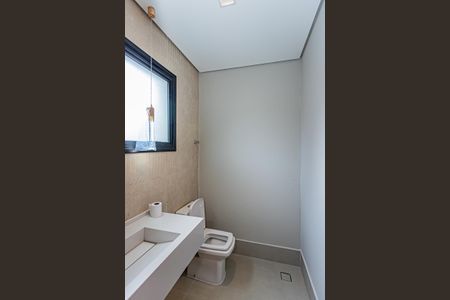 Casa à venda com 200m², 3 quartos e 3 vagas Casa à venda com 200m², 3 quartos e 3 vagasLavabo