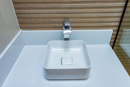 Casa à venda com 200m², 3 quartos e 3 vagas Casa à venda com 200m², 3 quartos e 3 vagasBanheiro