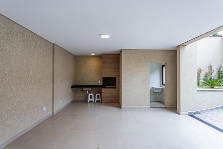 Casa à venda com 200m², 3 quartos e 3 vagas Casa à venda com 200m², 3 quartos e 3 vagasGaragem