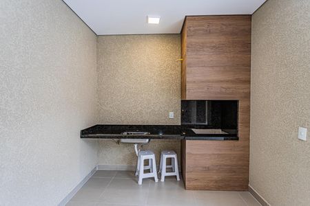 Casa à venda com 200m², 3 quartos e 3 vagas Casa à venda com 200m², 3 quartos e 3 vagasChurrasqueira