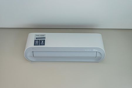 Casa à venda com 200m², 3 quartos e 3 vagas Casa à venda com 200m², 3 quartos e 3 vagasSuite