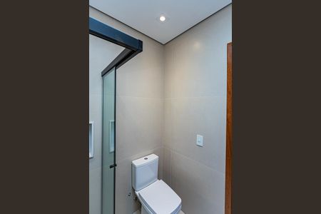 Casa à venda com 200m², 3 quartos e 3 vagas Casa à venda com 200m², 3 quartos e 3 vagasBanheiro