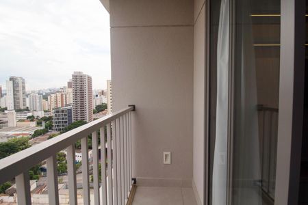 Studio para alugar com 40m², 1 quarto e sem vaga Studio para alugar com 40m², 1 quarto e sem vagaVaranda Studio