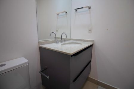 Studio para alugar com 40m², 1 quarto e sem vaga Studio para alugar com 40m², 1 quarto e sem vagaBanheiro Social