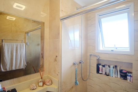 Apartamento à venda com 84m², 2 quartos e 2 vagasBanheiro da Suíte 1