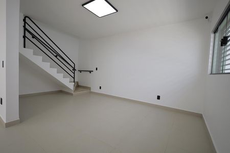 Casa à venda com 147m², 3 quartos e 2 vagasSala