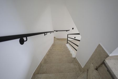 Casa à venda com 147m², 3 quartos e 2 vagasEscada