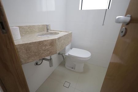 Casa à venda com 147m², 3 quartos e 2 vagasBanheiro 1