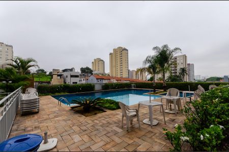 Apartamento para alugar com 65m², 3 quartos e 1 vagaÁrea comum - Piscina