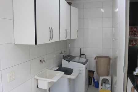 Casa à venda com 180m², 3 quartos e 3 vagasÁrea de Serviço