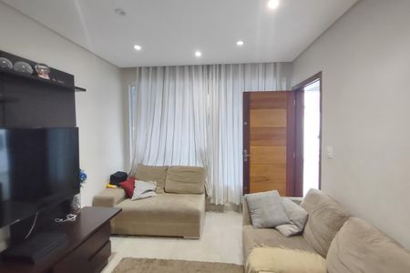 Casa à venda com 180m², 3 quartos e 3 vagasSala