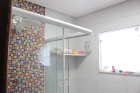 Casa à venda com 180m², 3 quartos e 3 vagasBanheiro