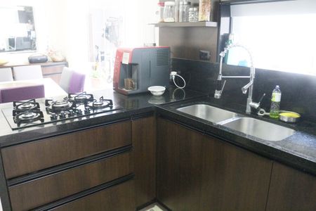 Casa à venda com 180m², 3 quartos e 3 vagasCozinha