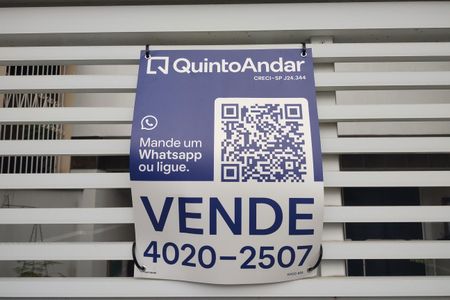 Casa à venda com 180m², 3 quartos e 3 vagasPlaquinha