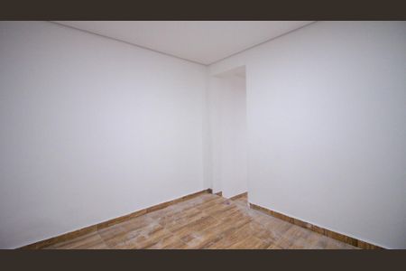 Casa para alugar com 1 quarto, 15m² em Vila Industrial, São Paulo