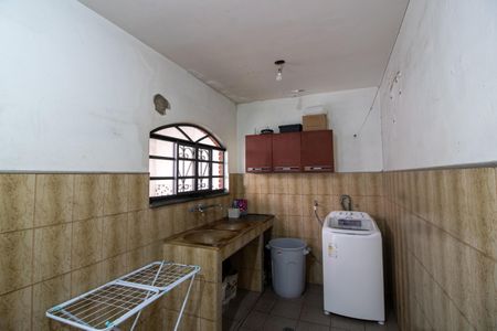 Casa para alugar com 110m², 3 quartos e 2 vagasLavanderia