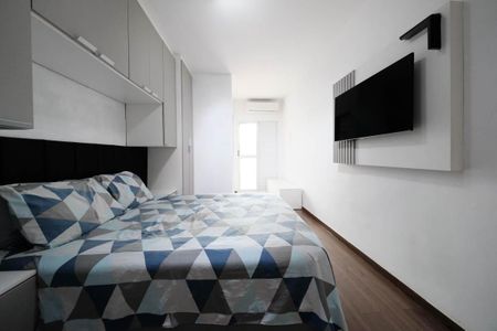 Casa à venda com 75m², 2 quartos e 2 vagasSuíte 2