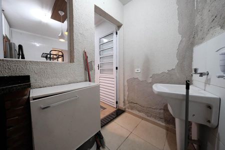 Casa à venda com 75m², 2 quartos e 2 vagasCozinha e Área de Serviço