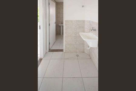Apartamento à venda com 36m², 2 quartos e 1 vaga Apartamento à venda com 36m², 2 quartos e 1 vagaÁrea de Serviço