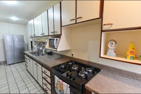 Apartamento à venda com 140m², 4 quartos e 1 vagaCozinha