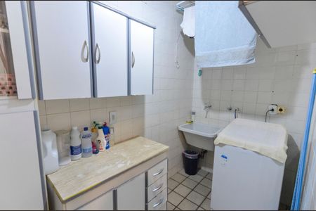 Apartamento à venda com 140m², 4 quartos e 1 vagaÁrea de Serviço