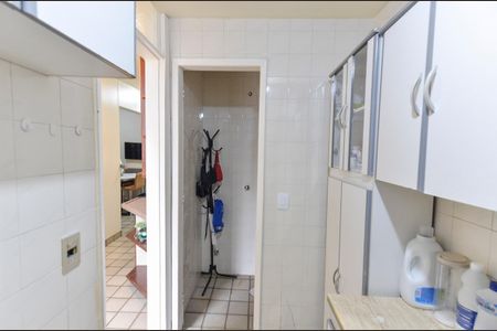 Apartamento à venda com 140m², 4 quartos e 1 vagaÁrea de Serviço